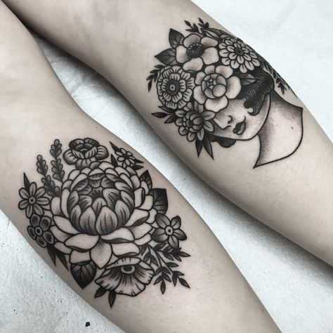 #floraltattoo #floral #myraoh #myraohtattoo Amanda Tattoo, Vintage Frame Tattoo, Traditional Tattoo Inspiration, Airplane Tattoos, Framed Tattoo, Traditional Style Tattoo, Wicked Tattoos, Tasteful Tattoos, Floral Tattoo Sleeve