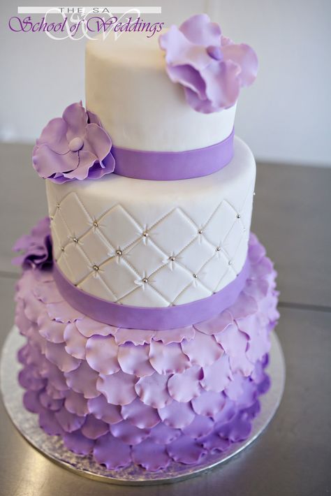 Purple & white ombre Wedding Cake.  #saschoolofweddings #weddingcake  www.saschoolofweddings.co.za Wedding Cake Purple Ombre, Purple Ombre Wedding, Purple Cake Topper, Ombre Wedding Cake, Purple Cakes Birthday, Buttercream Cake Designs, Teen Cakes, Purple Cake, Wedding Cake Ombre