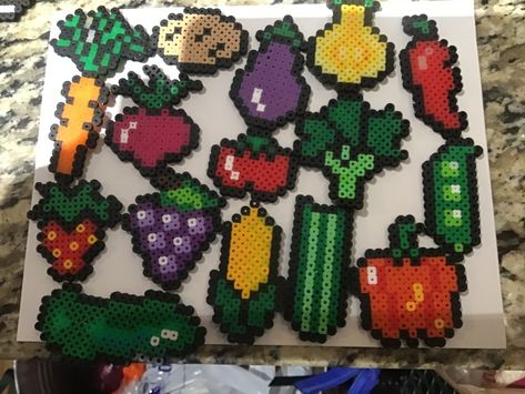 Perler Vegetables Perler Bead Vegetables, Pixel Art Vegetables, Small Vegetable Gardens, Beads Ideas, Pixel Art Grid, Bead Projects, Melty Beads, Melting Beads, Iron Beads