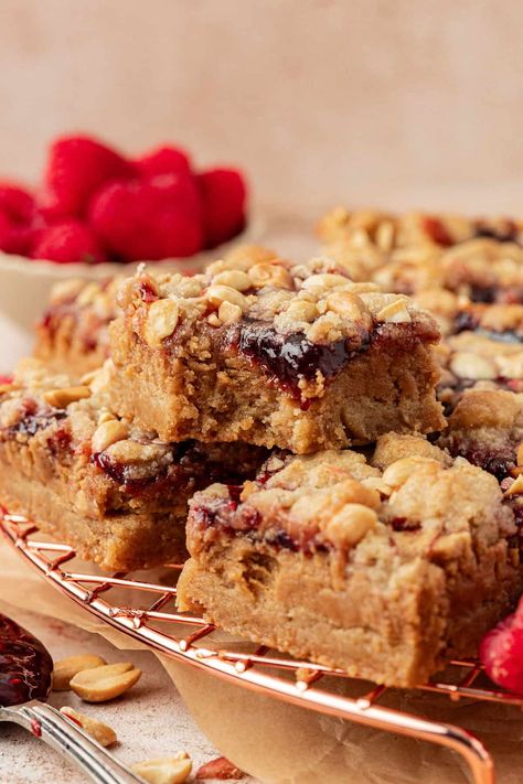 Peanut Butter Jelly Bars Peanut Brittle Bars, Peanut Butter Cookie Bars Recipes, Peanut Butter And Jelly Recipes, Peanut Butter Jelly Bars, Cookie Dough Peanut Butter, Peanut Butter And Jelly Bars, Peanut Butter Jelly Recipes, Reese's Peanut Butter Bars, Peanut Butter And Jelly Cookies