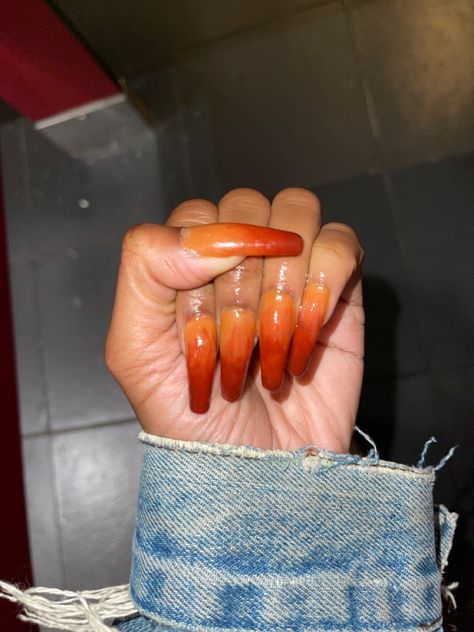 Brown Nails Dark Orange Almond Nails, Burnt Orange Ombre Nails, Brown Ombré Nails, Red Ombré Nails, Autumnal Nails, Orange Ombre Nails, Red Ombre Nails, Aurora Nails, Ombré Nails