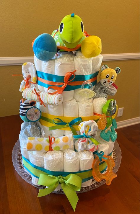 Neutral Diaper Cake Ideas, Diaper Cake Gender Neutral, Gender Neutral Diaper Cake, Baby Shower Diaper Cake, Cake Inspo, Baby Shower Diapers, Diaper Cakes, Baby Cake, Board Ideas