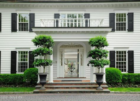 Portico Ideas, Front Balcony Design, Portico Entry, Portico Design, Colonial House Exteriors, Center Hall Colonial, Modern Colonial, Modern Farmhouse Exterior, Farmhouse Exterior