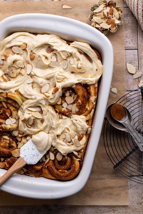 Almond Cinnamon Rolls - DreamCakeTrue Almond Sweet Rolls, Almond Cinnamon Rolls, Almond Flour Cinnamon Rolls, Bakewell Cake, Cinnabon Recipe, Gooey Cinnamon Rolls, Almond Frosting, Sticky Rolls, Cinnamon Roll Cheesecake