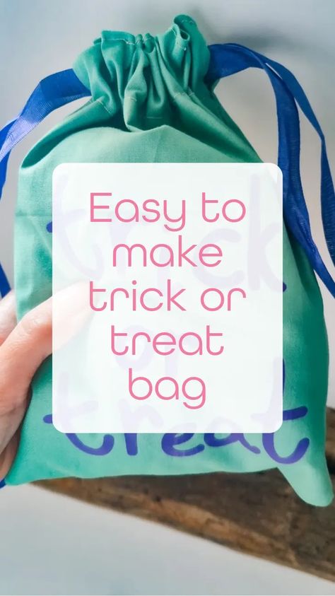 Easy to make trick or treat bag - Craft with Cartwright Diy Treat Bags, Treat Bags For Halloween, Diy Giveaway, Stitch Patch, Bag Craft, Trick Or Treat Bags, Sewing Party, Halloween Spirit, Halloween Trick Or Treat