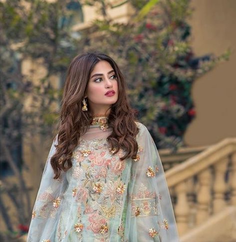 Shalwar Kameez Poses, Poses In Shalwar Kameez, Formal Dresses Ideas, Sajal Ali Wedding, Ahad Sajal, Saboor Ali, Sajjal Ali, Mehndi Outfit, Sajal Aly