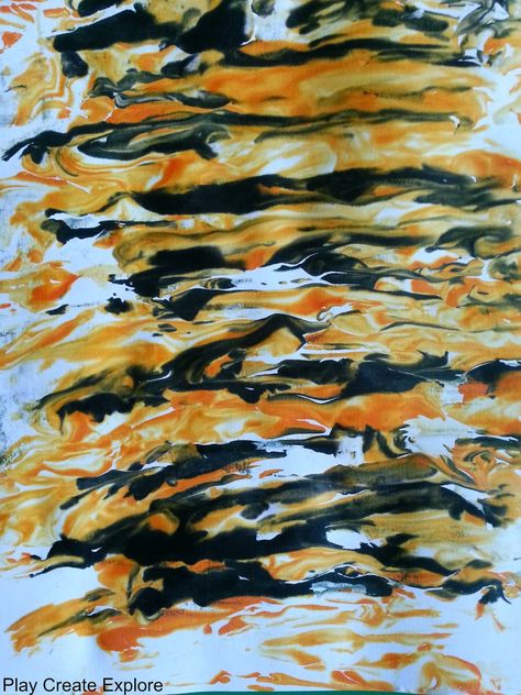 Play Create Explore: Tiger Shaving Cream Marbling Craft Shaving Cream Marbling, Dear Zoo Activities, Shaving Cream Painting, Zoo Activities, Dear Zoo, Marbles Crafts, Marbling Art, Color Of The Week, Shaving Foam