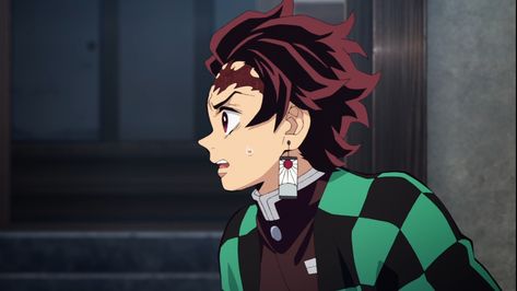 Tanjiro Kamado Screencaps, Tanjiro Side Profile, Demon Slayer Side Profile, Kny Side Profile, Kny Screencaps, Profile Drawing, Bookmark Ideas, Entertainment District, Tanjiro Kamado