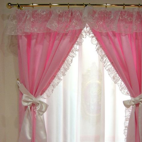 Frilly Curtains, Ideas Habitaciones, Pink Curtains, Kids Curtains, Cute Room Ideas, Pretty Room, Kawaii Room, Room Setup, House Room