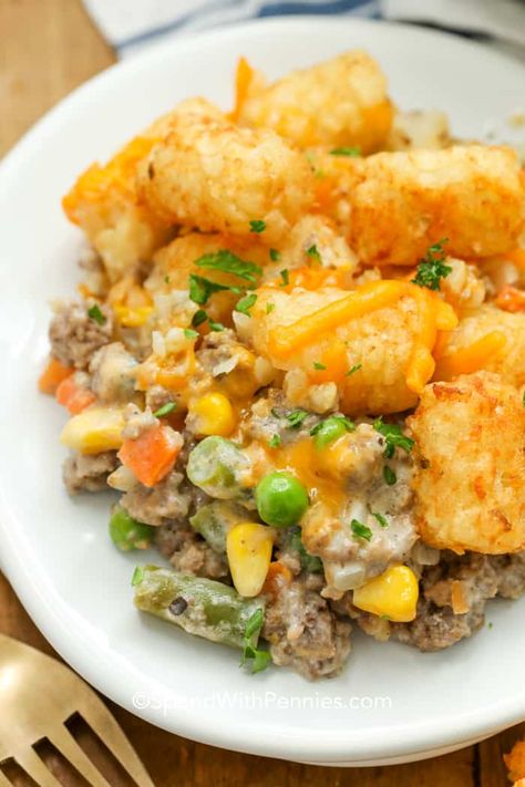 Easy Tater Tot Hotdish {ready in under an hour!} - Spend With Pennies Easy Tater Tot Casserole, Tater Tot Hotdish, Easy Tater Tots, Cheesy Broccoli Casserole, Hotdish Recipes, Mac And Cheese Casserole, Tater Tot Casserole Recipes, Cornbread Casserole, Tot Casserole