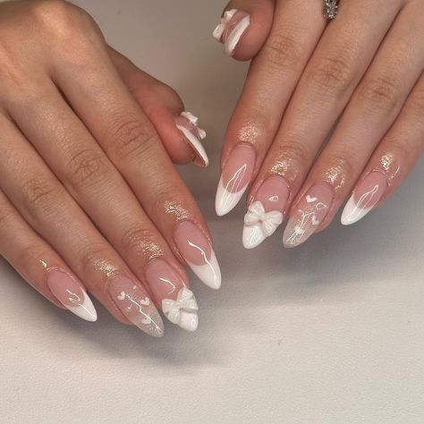 Nailart Aesthetic, Coquette Nails, Graduation Nails, Asian Nails, Simple Gel Nails, White Acrylic Nails, Pretty Nail Designs, Almond Nails Designs, Square Acrylic Nails