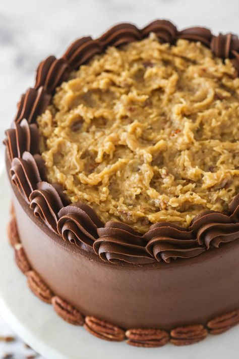 Chocolate Cake Coconut, German Chocolate Cake Frosting, Classic Chocolate Cake Recipe, Life Love And Sugar, German Chocolate Cookies, Pecan Filling, German Chocolate Cake Recipe, Chocolate Caramel Cake, Cake Coconut