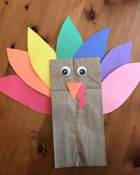 turkey bag easy Thanksgiving crafts for kids Thankful Crafts, Thanksgiving Crafts For Toddlers, Thanksgiving Turkey Craft, Thanksgiving Crafts Preschool, Easy Thanksgiving Crafts, November Crafts, Paper Bag Crafts, Turkey Crafts, Crafts Preschool