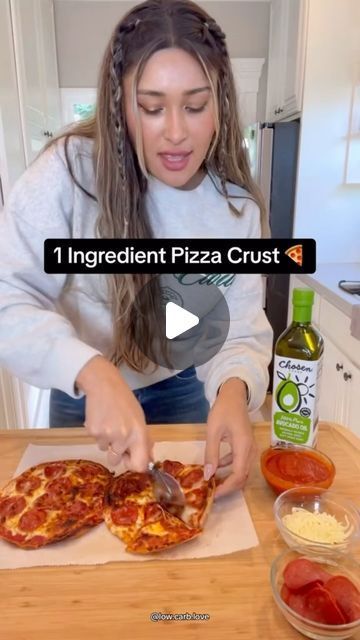 The Healthy Plate on Instagram: "✨Try these low carb easy to make pizzas 🍕 for your next not so cheaty, cheat meal! #food #foodie #foodiegram #foodporn" Healthy Homemade Pizza, Dinner Recipes Healthy Low Carb, Low Carb Soup Recipes, Cookies Homemade, Low Carb Low Fat Recipes, Low Carb Easy, Diet Recipes Easy, Cooking Cookies, No Carb Recipes