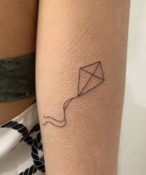 Fine Line Kite Tattoo, Kite Tattoo Design, Kite Tattoo Ideas, Kites Tattoo, Kite Tattoo, Wind Tattoo, Z Tattoo, Bike Tattoos, Clothes Embroidery Diy