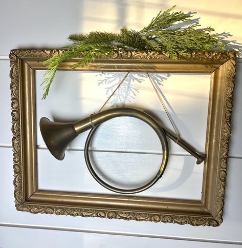 French Horn Decorating Ideas, Christmas Horn Decor, Brass Horn Christmas Decor, French Horn Christmas Decor, Christmas French Country, Horn Decor, Horns Decor, Brass Christmas, Neutral Christmas Decor