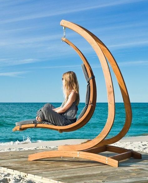 Kursi Outdoor, Hanging Lounge Chair, Woodworking Plans Pdf, Woodworking Skills, Teds Woodworking, Woodworking Plans Free, Louis Xvi, Woodworking Shop, Design Solutions