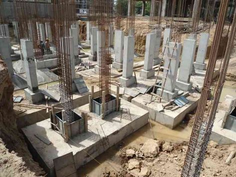 Footing Foundation, Modern Main Gate Designs, Foundation Design, Types Of Foundation, Civil Engineering Construction, Civil Engineering Design, Building Foundation, Concrete Footings, House Foundation