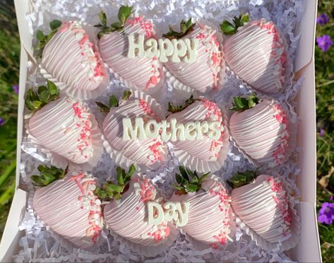 Happy Mothers Day Strawberries, Mothers Day Sweet Treat Boxes, Mother’s Day Strawberry Boxes, Mother’s Day Chocolate Covered Strawberries, Mothers Day Chocolate Covered Strawberry, Mothers Day Strawberries Boxes, Mother’s Day Strawberries, Mothers Day Strawberries, Chocolate Coverd Strawberries