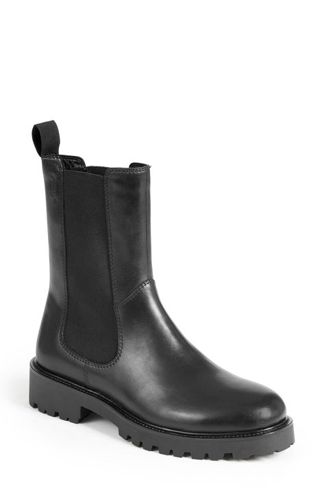 Vagabond Shoemakers Kenova Chelsea Boot available at #Nordstrom Leather Boots Outfit, Nordstrom Boots, Vagabond Shoemakers, Chelsea Boot Women, Black Chelsea Boots, Penny Loafer, Leather Chelsea Boots, Chelsea Boot, Classic Silhouette