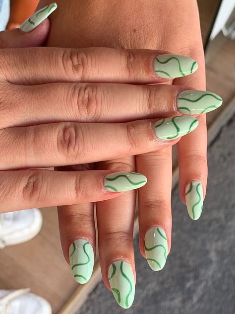 Green Nails With Squiggly Lines, Nails With Waves Lines, Green Patterned Nails, Green Squiggly Nails, Green Nails With White Lines, Wiggly Line Nails, Green Squiggle Nails, Green Wavy Nails, Biology Nails