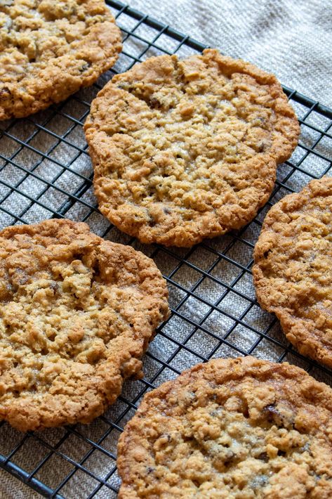 Crunchy Oatmeal Raisin Cookies, Crispy Oatmeal Raisin Cookies Recipe, Crisp Oatmeal Cookies, Crispy Oatmeal Raisin Cookies, Crunchy Oatmeal Cookies, Soft Chewy Oatmeal Raisin Cookies, Crunchy Cookies Recipe, Gluten Free Oatmeal Raisin Cookies, Oatmeal Raisin Cookie Recipe