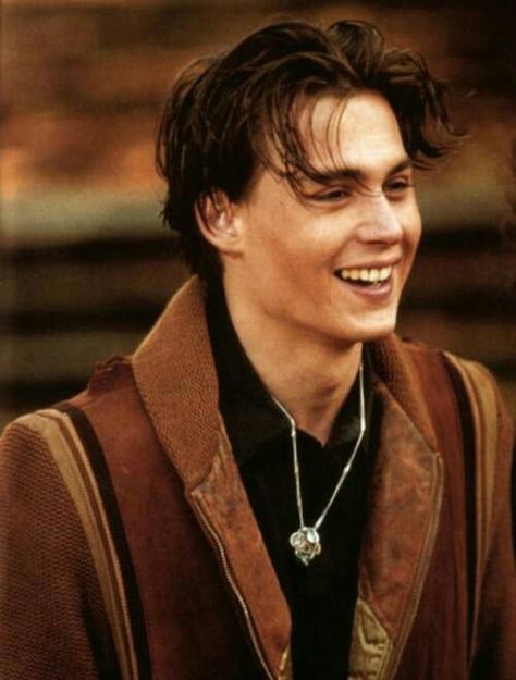 Young Johnny Depp Drew Barrymore 90s, 90s Johnny Depp, John Depp, Garrett Clayton, جوني ديب, Kaptan Jack Sparrow, 21 Jump Street, Johnny Depp Pictures, Young Johnny Depp