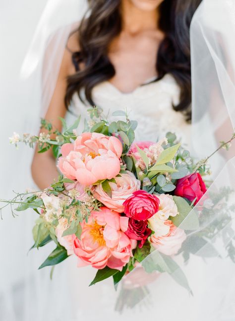 Summer Wedding Flowers, Wedding Flowers Hydrangea, Wedding Flowers Sunflowers, Bright Wedding Flowers, Neutral Wedding Flowers, Wedding Flowers Peonies, Pastel Wedding Flowers, Bouquet Photography, Peony Bouquet Wedding