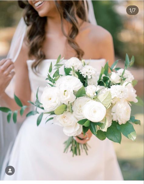 Cream Bridal Bouquet, Classic Wedding Flowers, Haint Blue, Round Bouquet, Colorful Wedding Flowers, Floral Design Studio, White Bridal Bouquet, White Wedding Bouquets, Bride Flowers