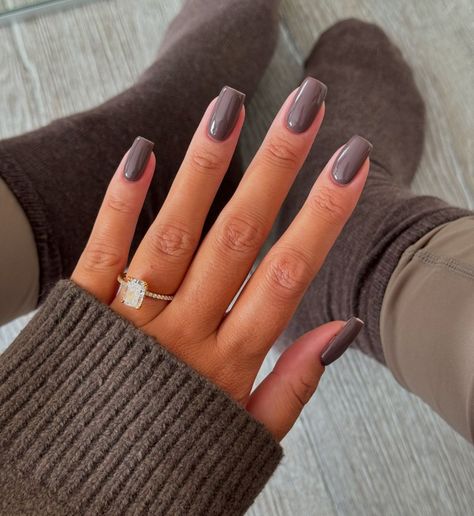 Fall 2024 Nail Polish "TRUFFLE" https://www.glossify.co.uk/products/truffle?_pos=1&_sid=3bbcc57fe&_ss=r&variant=45501591781604 Coloured Nails, Uk Products, Fall 2024, Truffles, Beauty Tips, Beauty Hacks, Nail Polish, Nails, Hair