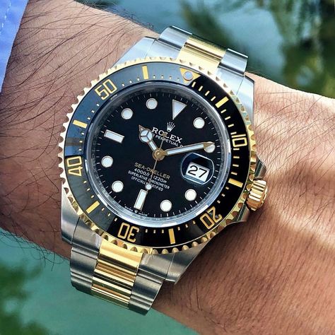 Rolex Sky Dweller, Rolex Sky Dweller Gold, Rolex Sea Dweller 43, Rolex Daydate Gold, Rolex Daytona Oysterflex Gold, Rolex Sea Dweller, Watch Luxury, Rolex Gmt Master Ii, Sea Dweller