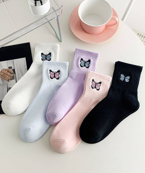 Cute Socks For Women, Embroidery On Socks, Medias Aesthetic, Cute Socks Aesthetic, Aesthetic Socks, Pretty Socks, Socks Aesthetic, Kawaii Socks, Korean Socks