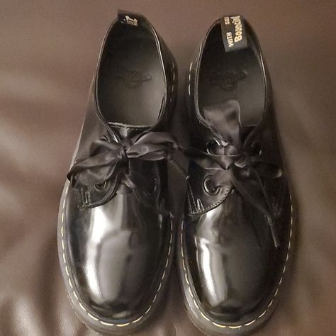 Holly Leather Platform Oxford Docs Oxford Platform, Dr Martens Shoes, Martens Shoes, Oxford, Jewelry Watches, Plus Fashion, Leather, Outfit Inspo, I Love