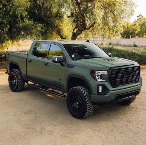 2023 Cars And Trucks, 2023 Pickup Trucks, Army Green Truck, Olive Green Truck, Pick Up Trucks 4x4, Truck Wraps Ideas, Trucks For Women, 2023 Trucks, Green Chevy Truck