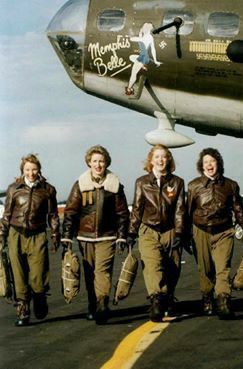 Ww2 Women, Wwii Women, Memphis Belle, Female Pilot, Aviators Women, Vintage Aviation, Wwii Aircraft, Nose Art, Air Show