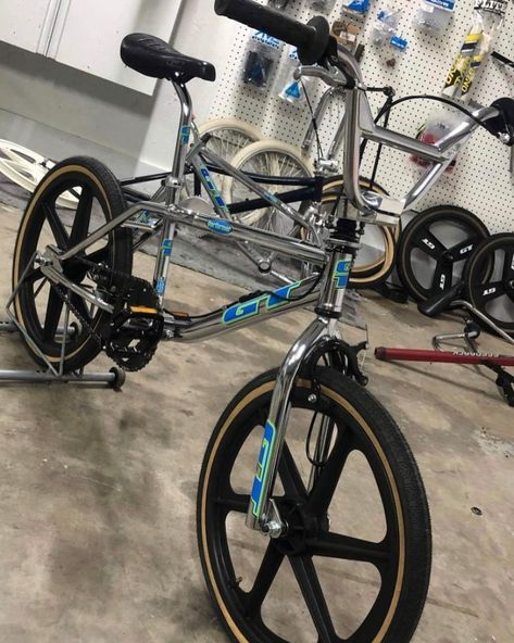 Only GT on Instagram: “#gtperformer” Gt Bicycles, Gt Bikes, Gt Bmx, Vintage Bmx Bikes, Dirt Bike Gear, Bicycle Mountain, Bicycle Mountain Bike, Bmx Freestyle, Bike Gear