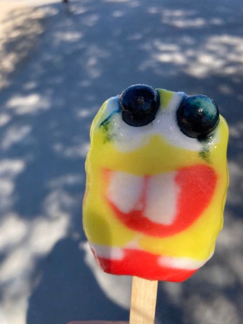 Character Popsicles, Emo Spongebob, Spongebob Popsicle, Spongebob Ice Cream, Spongebob Square, Food Memes, Spongebob Funny, Ice Lolly, Square Pants