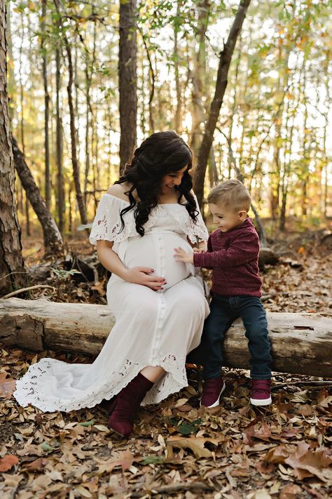 Woods Maternity Shoot Family, Maternity Photo With Son, Pregnant Mom And Son Photos, Maternity Photography Poses With Son, Maternity Photo Shoot Ideas With Son, Mother Son Maternity Shoot, Fall Pregnancy Photoshoot With Kids, October Maternity Pictures Family, Wood Maternity Photoshoot