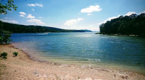 If there were ever a lake-based beauty contest, this one would win every award. Mt Ida Arkansas, Arkansas Hikes, Arkansas Vacation, Lake Ouachita, Arkansas Road Trip, Lakeside Camping, Arkansas Vacations, Arkansas Travel, Road Warrior