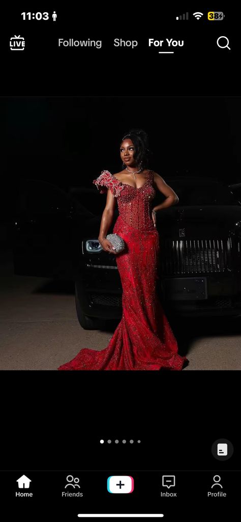 Burgundy Prom Dress Black Women, Sweet Sixteen Dresses, Prom Dress Inspo, Classy Prom, Jr Prom, Classy Prom Dresses, Prom Ideas, Burgundy Prom Dress, Red Prom