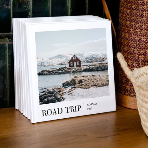 Travel Photo Book Layout Design, Printed Photo Album Ideas, Travel Photo Journal, Trip Album Ideas, Photo Book Covers Ideas, Magazine Cover Photography, Trip Book Design, Travel Photo Album Layout, Photobook For Boyfriend