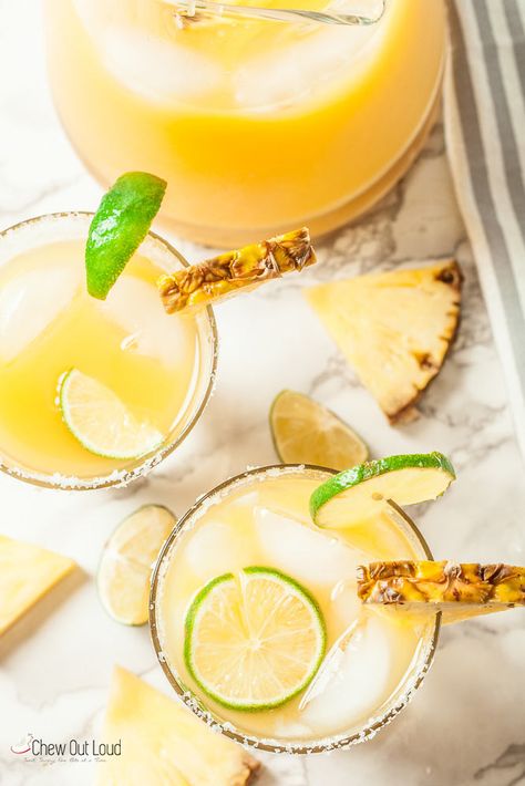 Big Batch Pineapple Margaritas Recipe - Chew Out Loud Pineapple Margaritas, Pineapple Margarita Recipe, Frozen Cocktail, Margarita Salt, Best Summer Cocktails, Roasted Garlic Hummus, Margarita Ingredients, Chunky Guacamole, Pineapple Margarita