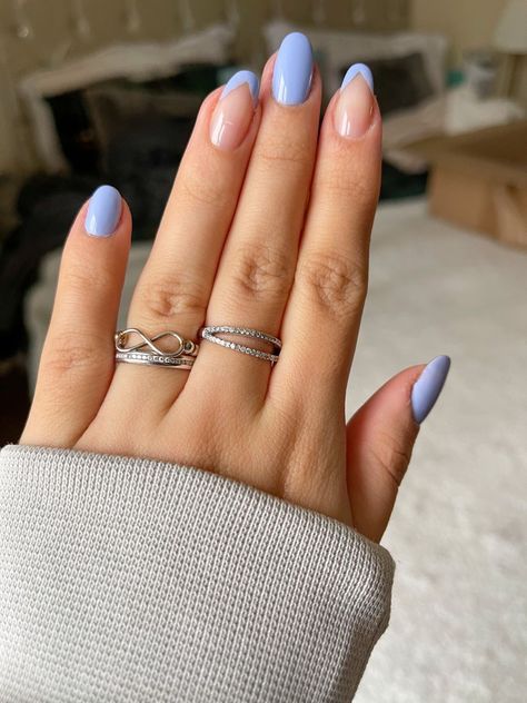 Short almond shape gel nails Nail Ideas Oval Shape Short, Simple Nail Designs Round Shape, Gel Manicure Almond Shape, Short Almond Shape Nail Ideas, Gel Nail Designs Oval Shape, Bday Nails Ideas Short Almond, Prom Nails Almond Shape, Nail Designs Round Shape, Short Nails Almond Shape