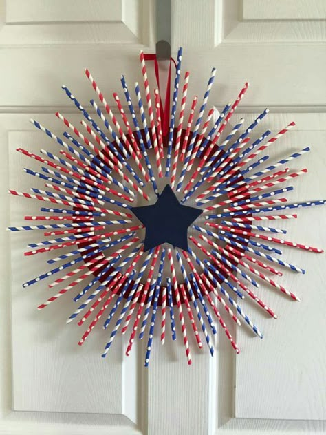 Easy door decoration Ideas For Door Decoration, 4th Of July Sales, Fouth Of July Crafts, Patriotic Crafts Diy, Fourth Of July Decorations, 4th July Crafts, Modern Office Decor, 4th Of July Decor, Blue Crafts