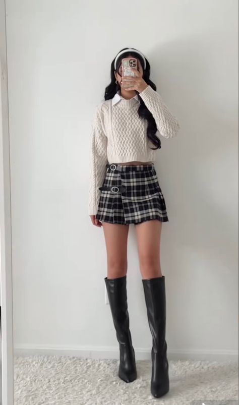 Prep Outfits Aesthetic, Preppy Style Inspiration, Tiktok Outfits Aesthetic, Preppy Fashion Outfits, Classy Teen Outfits, Fits And Bits Outfits, Preppy Rich Girl Outfits, Pretty Preppy Outfits, Winter Fancy Outfits