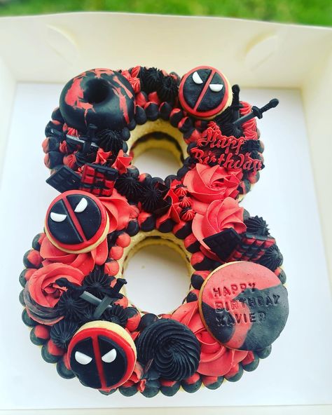 Deadpool And Wolverine Cake, Wolverine Cake, Deadpool Cake, Deadpool Party, Deadpool Birthday, Super Hero Theme, Jesus Birthday, Dead Pool, Birthday Cakes For Men