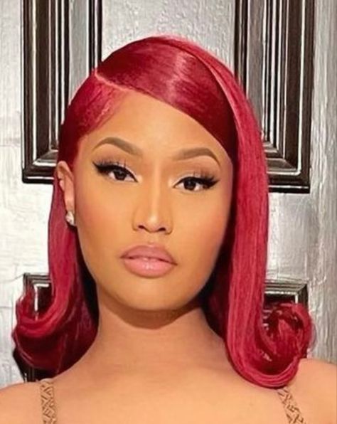 Red Pin Up Hairstyles For Black Women, Nicki Hairstyles, Slick Sides Hair Down, 90s Flipped Hair, Barbie Hairstyles Black Women, Nicki Minaj Red Hair, Nicki Minaj Bob, Barbie Hairstyles Real Life, Hair Red Color