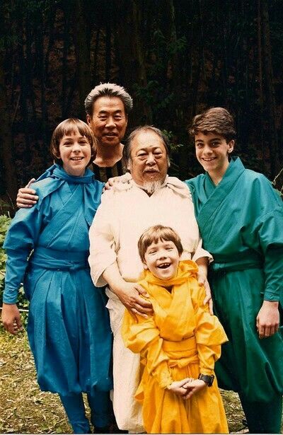 3 Ninjas Movie, America Ninja Warrior, Teen Actors, 3 Ninjas, Ninja Movies, Ninja Kids, Actors Then And Now, Kung Fu Movies, Nostalgia Art