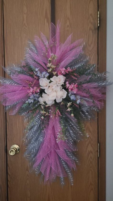 Dollar Tree Fanatics Crafts & Decor | I've seen people posting beautiful crosses and decided to give it a try.. | Facebook Dollar Tree Cross Wreath Ideas, Cross Wreaths, Cross Wreath Diy, Aloe Vera Recipes, Memorial Cross, Cross Wreath, Deco Wreaths, Christmas Mesh Wreaths, Crafts Decor