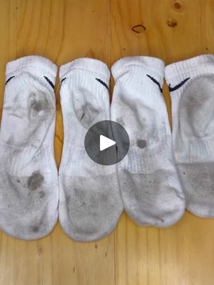 Tired of your white socks not returning to their original color, then today I will show you how to prepare this homemade trick. | Tired of your white socks not returning to their original color, then today I will show you how to prepare this homemade trick. | By Remedies and Recipes TV | Are you tired of your white
socks not returning to their original color? Today, I will
teach you how to prepare this homemade trick to whiten your
socks and leave them looking like new. Plus, you'll save a
lot of money on chemical products. To start with this
incredible trick in a large container, we are going to add
half a cup of white vinegar. Keeping white clothes in
optimal condition can sometimes be a complicated task as it is
common for garments to start yellowing over time. Although
there are chemic How To Whiten Socks, How To Get White Socks Clean, Cleaning White Socks, Getting Yellow Out Of White Clothes, Soaking White Clothes, How To Clean White Socks, How To Whiten Socks Dingy Whites, White Socks Cleaning, How To Whiten Clothes